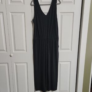Old Navy Gray Sleeveless V-Neck Sheath Jumpsuit